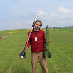 img_8124 michal krauz s black brandtem a katusi w